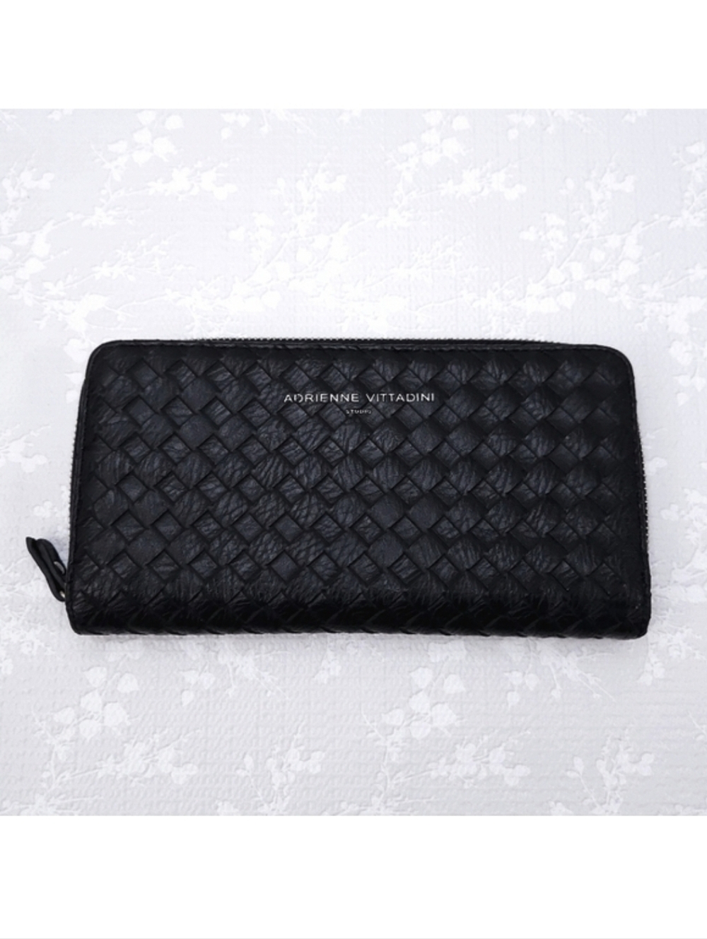 Adrienne Vittadini Faux Leather Clutch Black Woven Zip Around Wallet